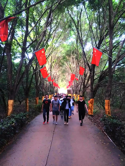 徒步j(luò)pg 徒步j(luò)pg