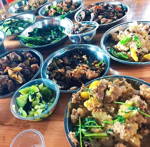 農(nóng)家樂野炊.jpg 農(nóng)家樂野炊.jpg