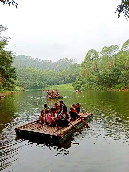 竹筏.jpg 竹筏.jpg