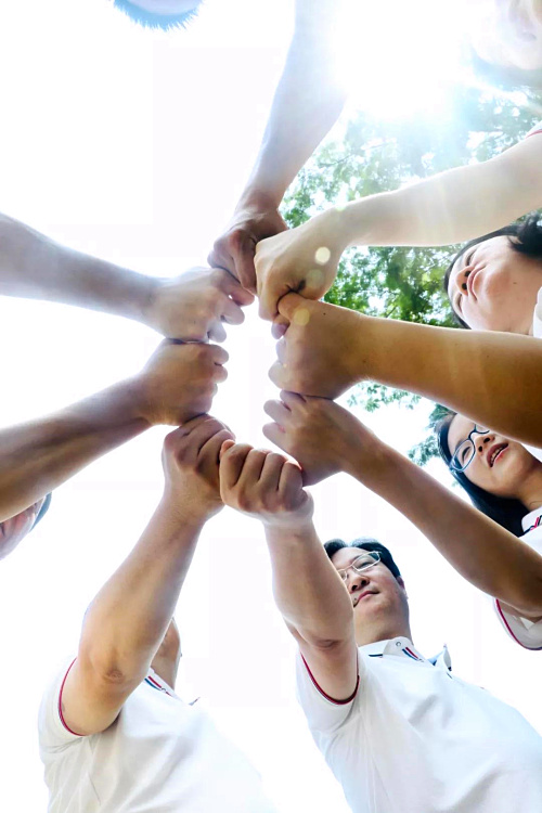 團(tuán)結(jié)就是力量.jpg 團(tuán)結(jié)就是力量.jpg